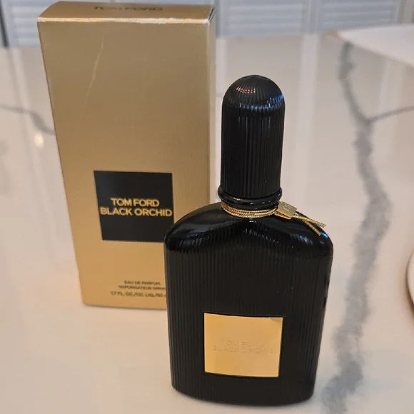 Tom Ford Black Orchid Perfume - Black and Gold - Picture 1 of 6